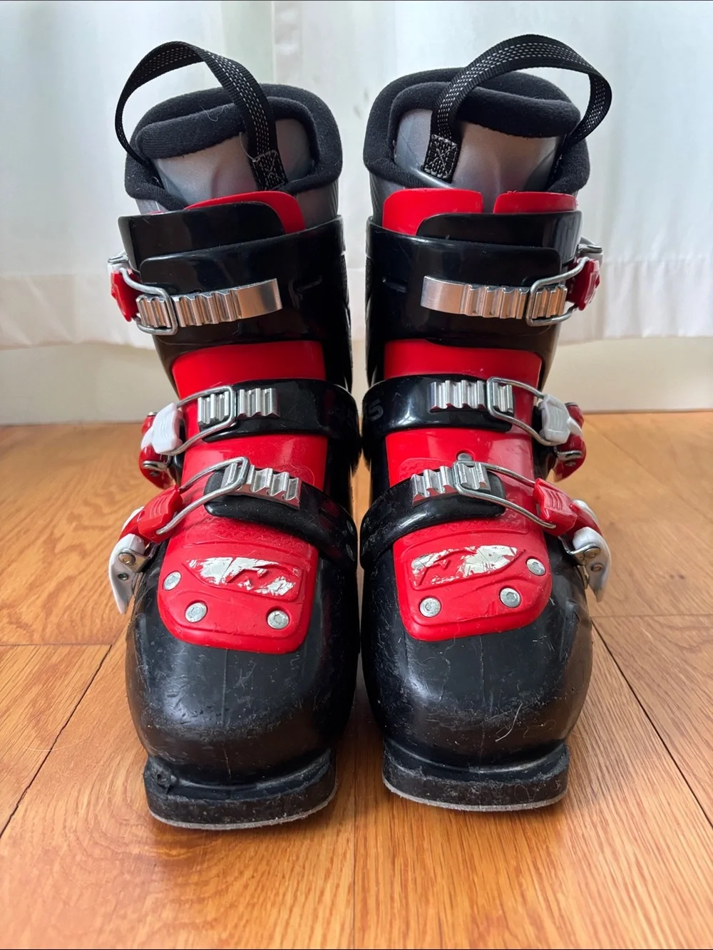 Nordica buckles sizing